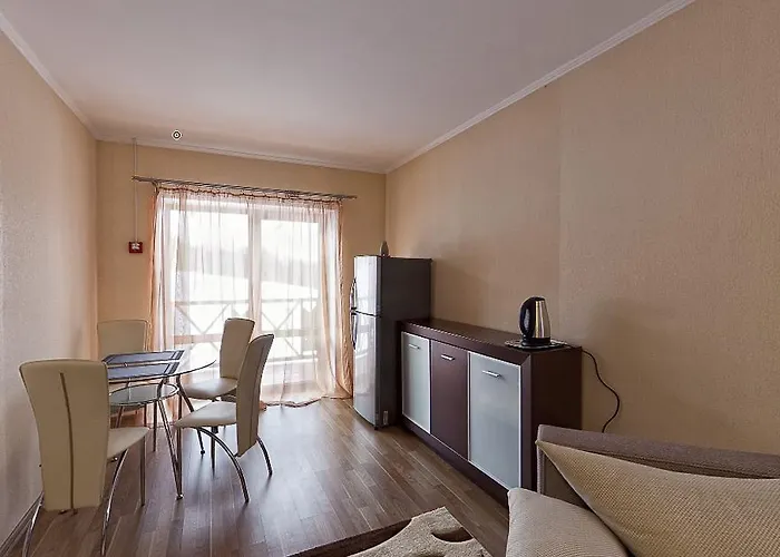 Alpen House Отель Вышка