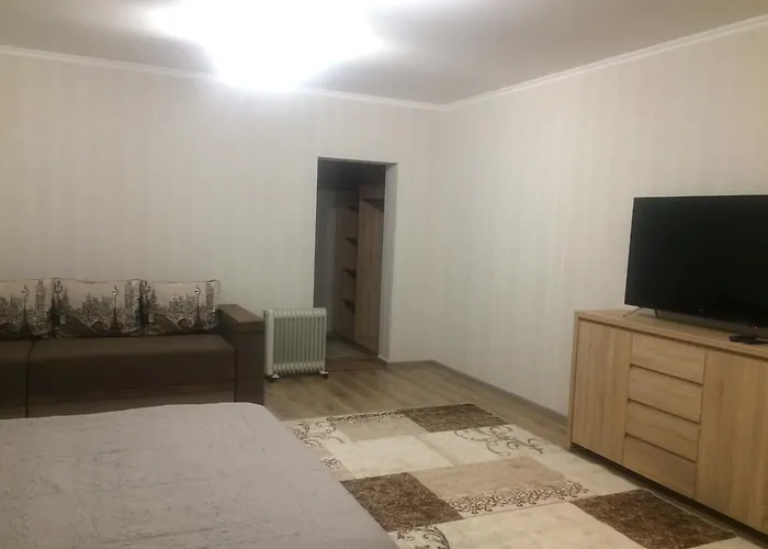 Alpen House Отель *